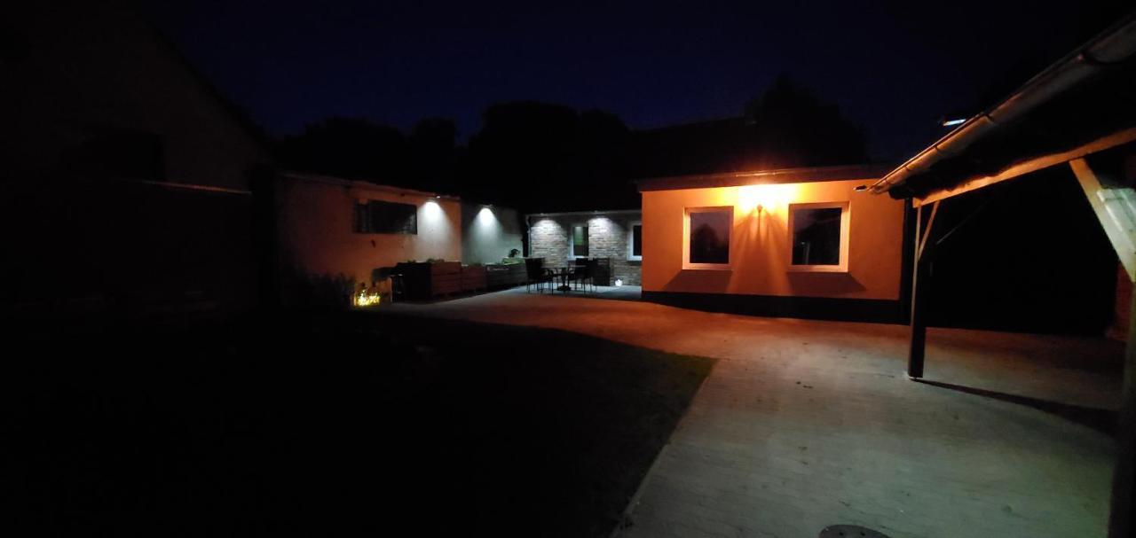 Haus Oderbruch Villa Neulewin Buitenkant foto